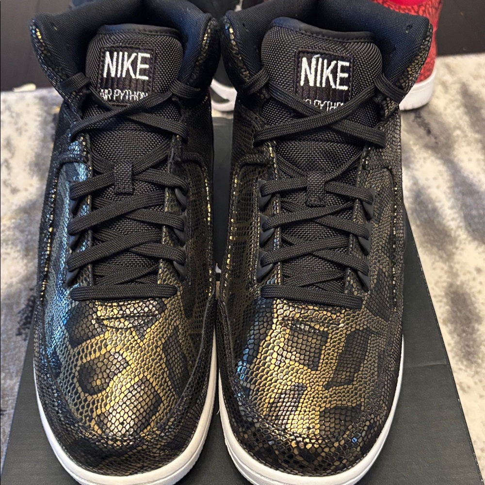Brand New men’s Nike Python’s size 11.5 no box